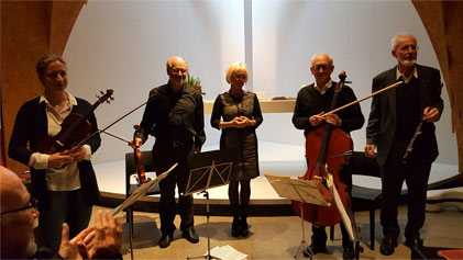 Musik-Meditation in der Autobahnkirche Siegerland